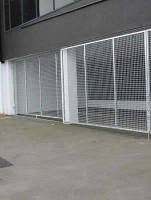 commercial gates secure and safe
