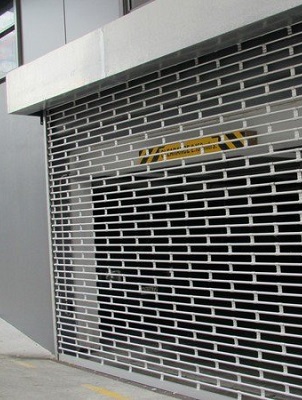 dominator garage doors